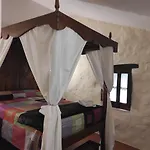 Posada San Martin Del Castanar فندق