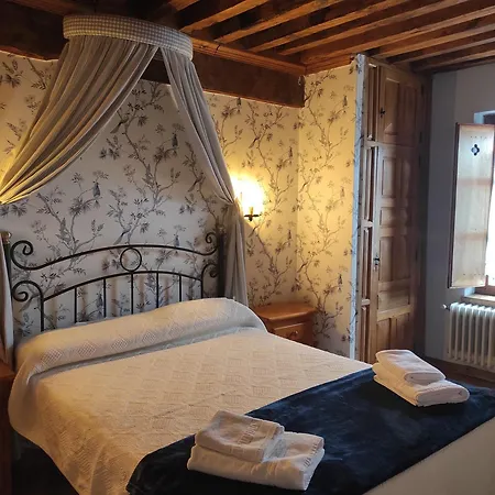 فندق Posada San Martin Del Castanar San Martín del Castañar