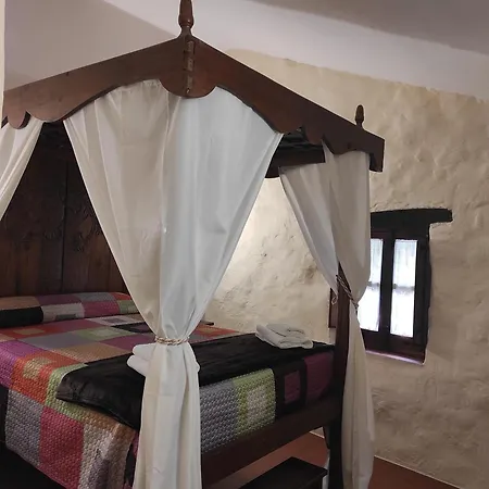 Posada San Martin Del Castanar Hotel